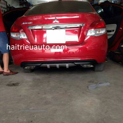 ốp chia đ&ocirc;i p&ocirc; xe Attrage